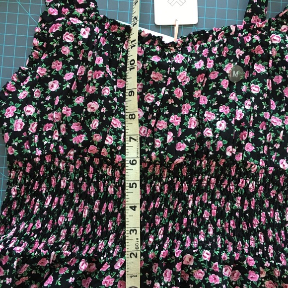 NWT! PacSun, Lottie Moss, Black Top with Pink Rose Floral Print - Picture 8 of 9